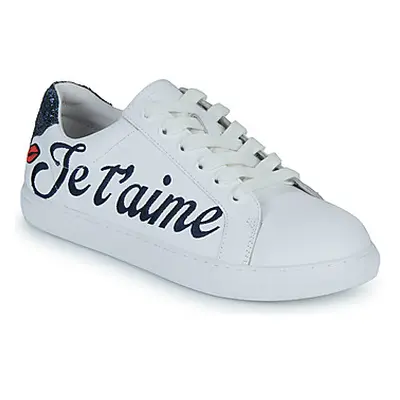 Bons baisers de Paname SIMONE JE T AIME MOI NON PLUS women's Shoes (Trainers) in White