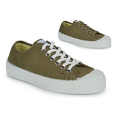 Novesta STAR MASTER women's Shoes (Trainers) in Kaki