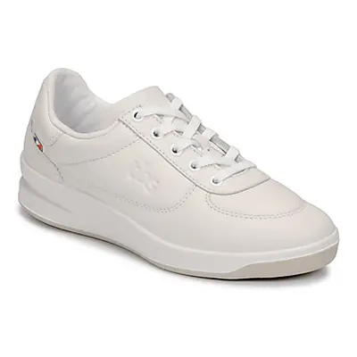 TBS BRANDY women's Shoes (Trainers) in White