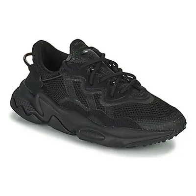 Adidas OZWEEGO J girls's Children's Shoes (Trainers) in Black