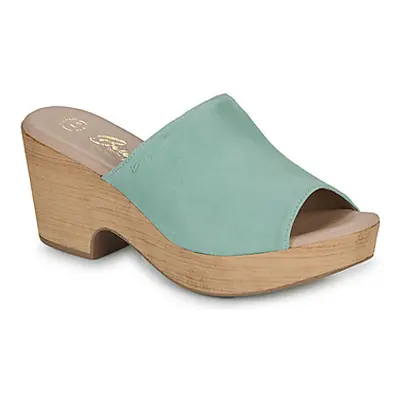 Betty London ELIETTE women's Sandals in Green