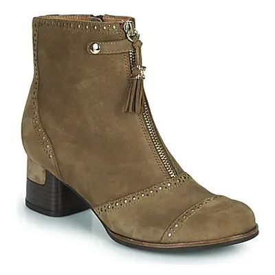 Mam'Zelle Malo women's Low Ankle Boots in Beige