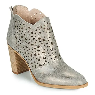 Myma 5300MY women's Low Ankle Boots in Gold