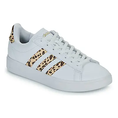 Adidas GRAND COURT 2.0 women's Shoes (Trainers) in White