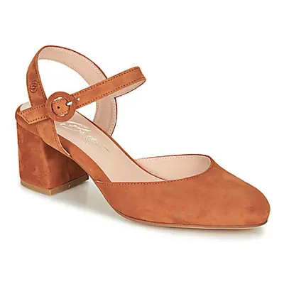 Betty London MALINE women's Court Shoes in Brown