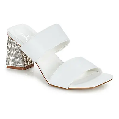 Moony Mood MIVELLE women's Mules / Casual Shoes in White