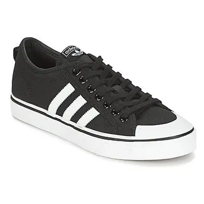 Adidas NIZZA men's Shoes (Trainers) in Black