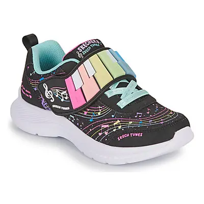 Skechers JUMPSTERS 2.0 girls's Children's Shoes (Trainers) in Black