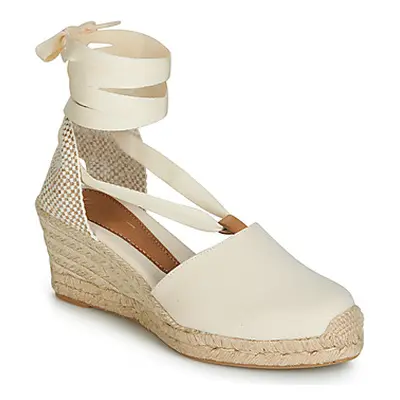 Betty London GRANDA women's Espadrilles / Casual Shoes in Beige