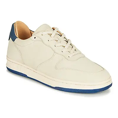 Clae MALONE women's Shoes (Trainers) in Beige