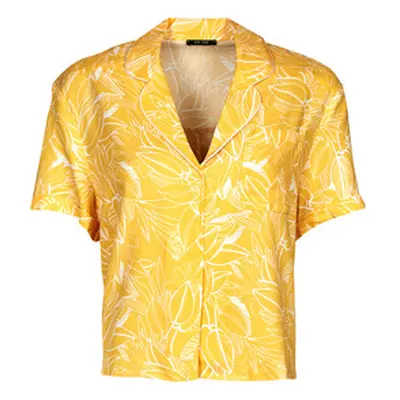 One Step CELESTE women's Blouse in Yellow