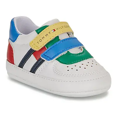 Tommy Hilfiger KIKI boys's Children's Shoes (Trainers) in White