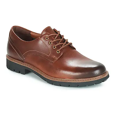 Clarks Batcombe Hall men's Casual Shoes in Brown