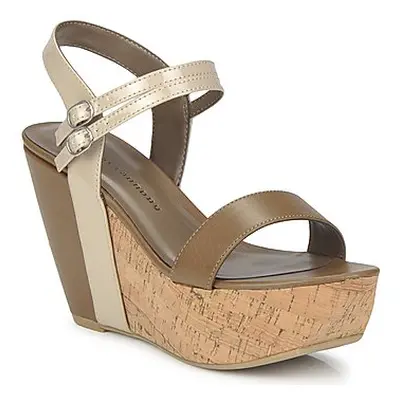 Chinese Laundry GO GETTER women's Sandals in Beige