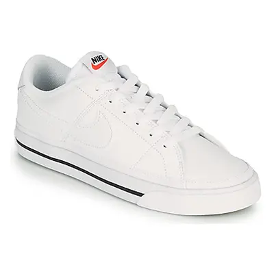 Nike COURT LEGACY women's Shoes (Trainers) in White