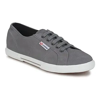 Superga 2950 men's Shoes (Trainers) in Grey