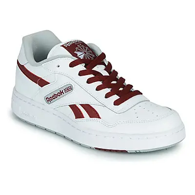 Reebok Classic BB 4000 women's Shoes (Trainers) in White