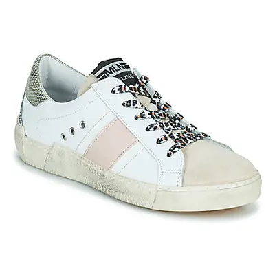 Meline NKC166 women's Shoes (Trainers) in White