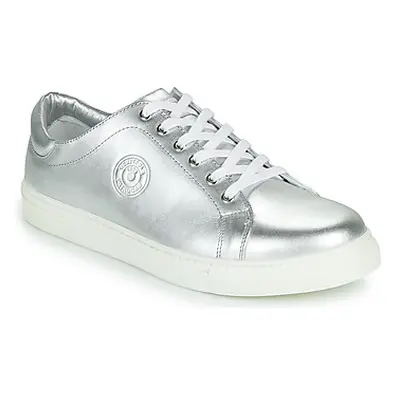 Pataugas TWIST/N F2F women's Shoes (Trainers) in Silver