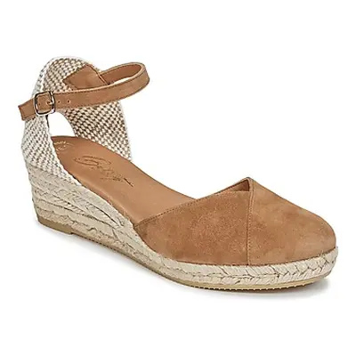 Betty London INONO women's Espadrilles / Casual Shoes in Brown