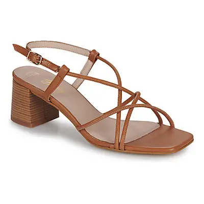 Betty London LISA women's Sandals in Brown