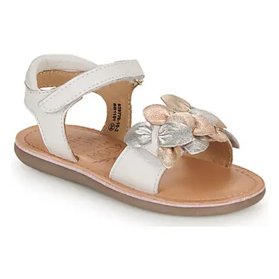 Mod'8 CLOKNOT girls's Children's Sandals in White