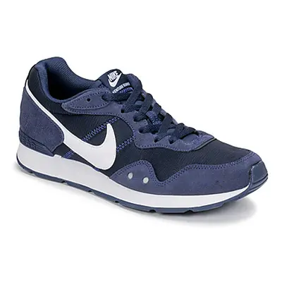 Nike VENTURE RUNNER men's Shoes (Trainers) in Blue