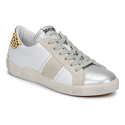 Meline NK1381 women's Shoes (Trainers) in White