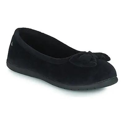 Isotoner 97258 women's Slippers in Black