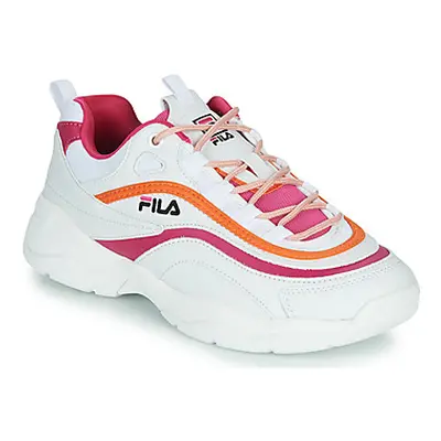 Fila RAY CB LOW WMN women's Shoes (Trainers) in White