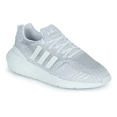 Adidas SWIFT RUN 22 men's Shoes (Trainers) in White