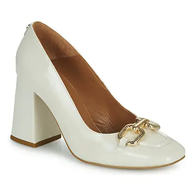 Fericelli NAYGETE women's Court Shoes in Beige