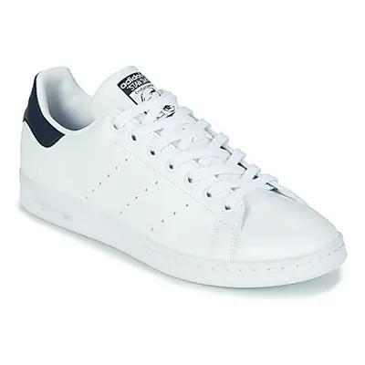 Adidas STAN SMITH men's Shoes (Trainers) in White