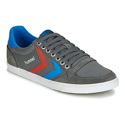 Hummel TEN STAR LOW CANVAS men's Shoes (Trainers) in Grey