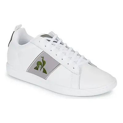 Le Coq Sportif COURTCLASSIC TWILL men's Shoes (Trainers) in Grey