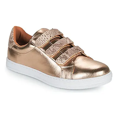 Moony Mood OCHIC women's Shoes (Trainers) in Gold