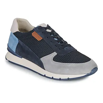 Pellet MALO men's Shoes (Trainers) in Marine