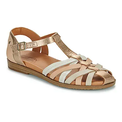 Pikolinos FORMENTERA W8Q women's Sandals in Gold