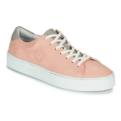 Pataugas KELLA women's Shoes (Trainers) in Pink