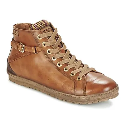 Pikolinos LAGOS 901 women's Shoes (High-top Trainers) in Brown