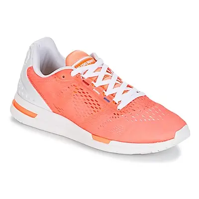 Le Coq Sportif LCS R PRO W ENGINEERED MESH women's Shoes (Trainers) in Orange