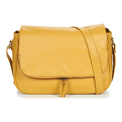 Betty London EZIGALE women's Shoulder Bag in Yellow