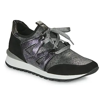 Adige YENIA women's Shoes (Trainers) in Silver