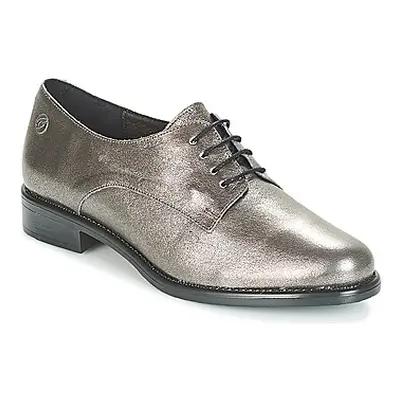 Betty London CAXO women's Casual Shoes in Silver