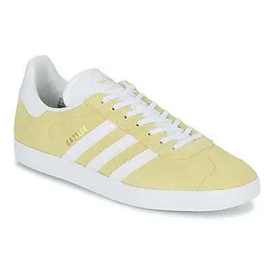 Adidas GAZELLE women's Shoes (Trainers) in Yellow