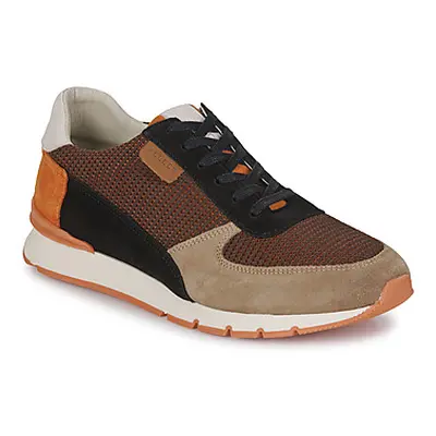 Pellet MALO men's Shoes (Trainers) in Orange