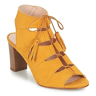 Betty London EVENE women's Sandals in Yellow