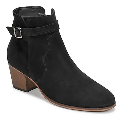 Betty London POLE women's Low Ankle Boots in Black