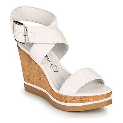 Chattawak JANE women's Sandals in White