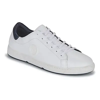 Pataugas JAYO/N H2I men's Shoes (Trainers) in White